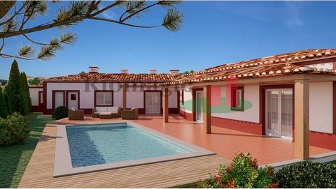3 bedroom villa with pool and garage in Boavista - Serra do Bouro - Caldas da Rainha. Comprising Living Room, Kitchen, Suite (with Wardrobe and Private Bathroom), 2 Bedrooms (with Wardrobe and possibility of making another Suite), Hall, 3 Bathrooms (...