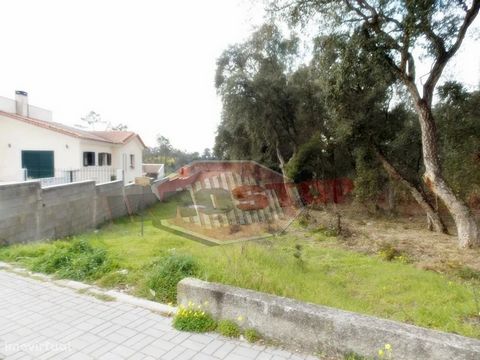 Land for construction, villa in Fermentelos Area 1170 m2, with front 9-11m, has well at the back of the land. Existence of all infrastructures on the street. Book your visit now! The stop, for those who want home..