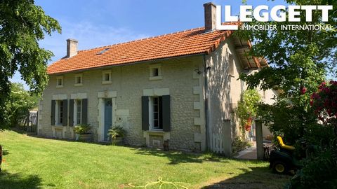 A25475SHH16 - This property is ideally situated on the edge of a hamlet, 10 minutes from N10 and Barbezieux which has all commerce, schools, doctors etc. 35 minutes to Angouleme and TGV link. 1 hour to Bordeaux. Information about risks to which this ...