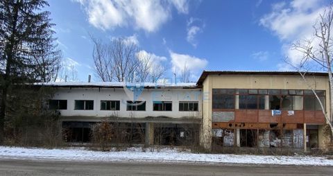 Top Estate Real Estate offers investment property in the village of Sokolovo, Gabrovo region. The village of Sokolovo is located on the main road E85 and is located 15 km from the town of Veliko Tarnovo and 30 km from the town of Gabrovo. The offered...