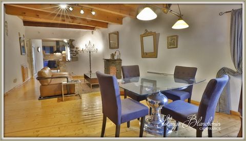 Dpt Hérault (34), à vendre CORNEILHAN maison en pierre de 280 m² -garages- Suites parentales- terrasse tropézienne- vue panoramique