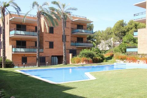 YOUR RESIDENCE Salou With its nearby golf course and gardens, the buildings of the Salou residence are located in a green environment, in a quiet area. The spacious air-conditioned apartments have the necessary facilities for a pleasant stay. Open un...