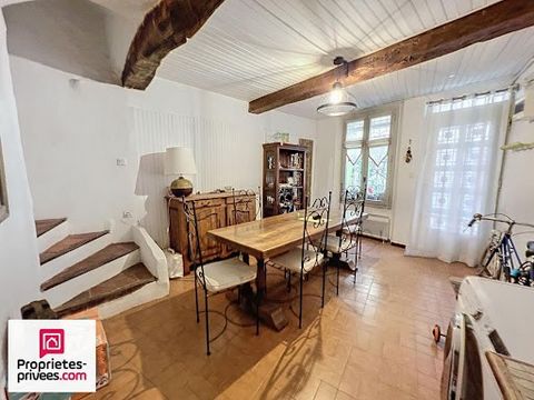 RIANS, Proche Cadarache ITER, 35 km d'AIX en Pce, MAISON DE VILLAGE en pierre comprenant cuisine salle à manger, 3 chambres avec dressing, salle d'eau wc, cave. A VOIR. VISITE 360° https://tour.previsite.com/58F5302E-626A-C6F8-E2DD-D27B36714090. Prix...