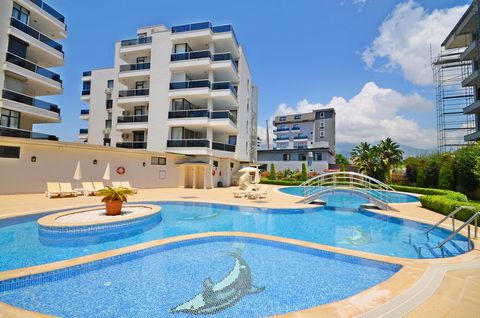 OP EEN TOPLOCATIE. MODERN APPARTEMENT MET 3 SLAAPKAMERS AAN HET STRAND IN KARGICAK/ALANYA TE KOOP!   Wij zijn gelegen op slechts 200 meter afstand van het prachtige strand in Kargicak van Alanya, van waaruit u helemaal tot aan het beroemde kasteel va...