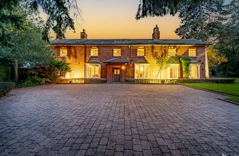 Die Geschichte von Yew Tree Grange Yew Tree Grange ist ein Anwesen mit historischer Bedeutung. Das Gebäude mit dem dazugehörigen Nebengebäude und den Mauern steht aufgrund seiner architektonischen und historischen Bedeutung seit 1995 unter Denkmalsch...