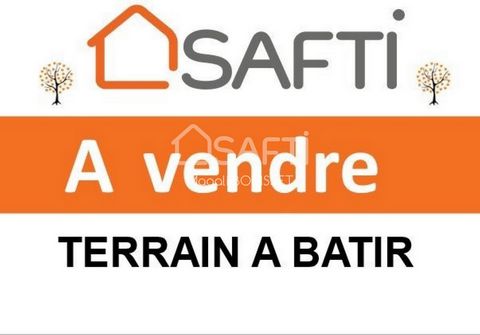 Situé à Saint-Laurent (31230), ce terrain propose une opportunité rare dans un environnement prisé. Niché dans un quartier calme et résidentiel, propice à la détente, il bénéficie d'un accès facile aux commodités locales telles que les écoles, les co...