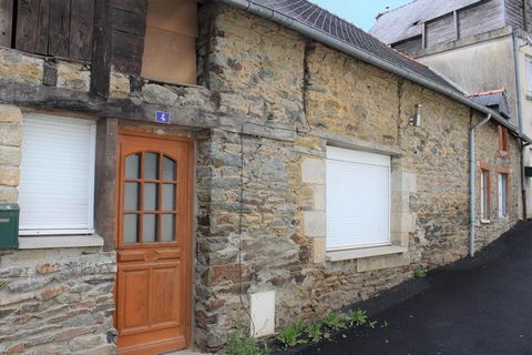 56580, Rohan, petite maison en mitoyenneté, sans terrain, idéal pour un investisseur. A visiter absolument, petite maison située dans le coeur du bourg, à deux pas des commerces. Elle se compose d'une pièce à vivre avec un coin cuisine, d'une chambre...