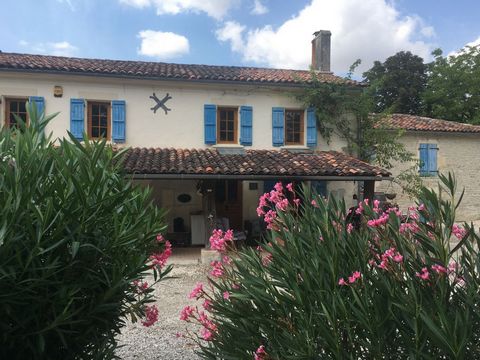 This stone built house is set in of 2.4 acres of flat land, suitable for animals, vegetable garden, pool (subject to planning) etc. The house has lovely original features such as exposed beams and stone walls and wooden floors. It has a spacious kitc...