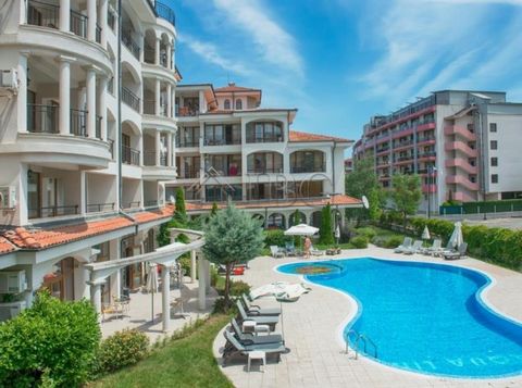 Duży apartament na sprzedaż w Chateau Del Mar, Słoneczny Brzeg IBG Real Estates oferuje na sprzedaż przestronny apartament z 2 sypialniami, 2 łazienkami i 2 balkonami w Chateau Del Mar, Sunny Beach. Kompleks znajduje się w pobliżu centrum kurortu, w ...