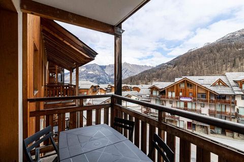 Situata a 1800 metri di altitudine, Le Balcon des Airelles è una bellissima residenza in legno e pietra che offre un magnifico panorama sulla valle, sul bosco di larici e sui massicci circostanti. Proprio nel centro geografico della stazione Orres 18...