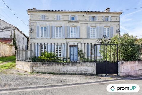 Découvrez cette spacieuse maison individuelle de 232 m² habitables sur un terrain de 450 m², située dans le charmant village de Massac. Avec ses 7 pièces réparties sur deux étages et un grenier aménagé, ce bien en bon état général allie confort et au...