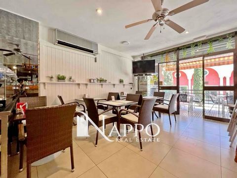 We have the pleasure to propose the opportunity to buy a well-known cafeteria bar with its own terrace in a high transit area, high visibility and year-round clientele.The property is sold with tenant or free of tenant.The layout of the premises is:-...