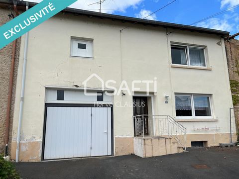 Située à Erstroff (57660), cette maison semi-mitoyenne bénéficie d'un cadre paisible et convivial, idéal pour une vie de famille épanouie. La commune offre un cadre de vie agréable, avec très très peu de circulation, et une proximité avec la nature. ...