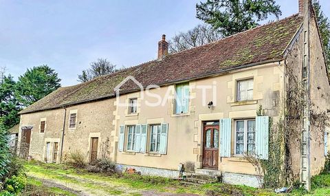 Joli corps de ferme à rafraichir et adapter à volonté. Il dispose aujourd'hui d'une partie habitable de 84m2 environ le tout en rez de chaussée. Belle pièce à vivre, deux chambres, une cuisine indépendante, une salle d'eau et un WC. La même surface e...