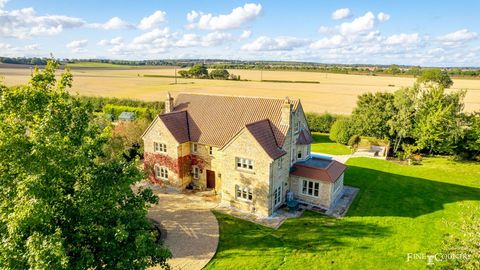 Set on extensive grounds of approximately 5.7 acres (subject to measured survey), Northorpe Lodge combines elegance, comfort, and all the expected charm of rural living whilst still being conveniently situated near local amenities at the edge of the ...