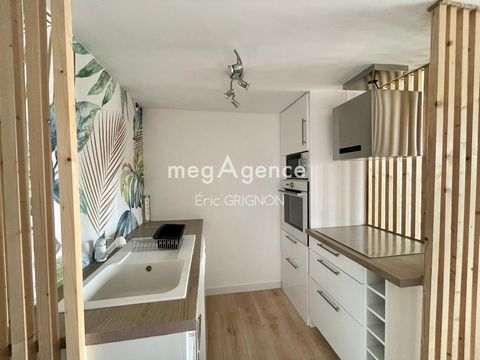 Eric GRIGNON - megAgence vous propose cet appartement duplex de 63m², récemment rénové et situé à seulement 10 minutes à pied du Marché Arago. De type T3 , cet appartement comprend une entrée, une pièce de vie comprenant un coin cuisine aménagé et éq...