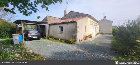 Fiche N°Id-LGB169347: Saint hilaire des loges, House of about 70 m2 comprising 4 room(s) including 2 bedroom(s) - Construction 1900 - Ancillary equipment: garden - cellar - fireplace - cellar - heating: Electric - Energy class F: 335 kWh.m2.an - More...