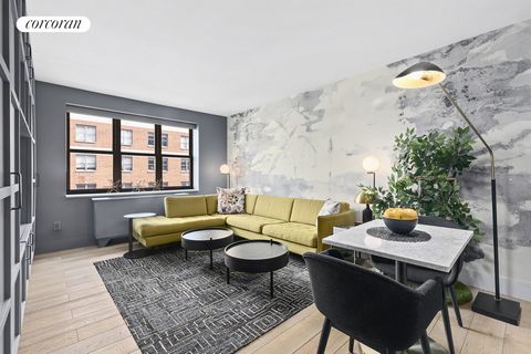 Residence S6A apareció en la revista Interior Design después de una renovación completa por parte de la firma de diseño de interiores Studio Alta. Muchas de las paredes de los apartamentos cuentan con carpintería cuadrada teselada que agrega profundi...