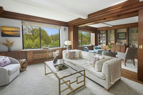 Rare opportunity combine two apartments for a sprawling sixty feet of prime Central Park views at the Bolivar. Currently 8D has two park-facing rooms, plus four beds and four baths. 8C has three large rooms facing the park, including two beds with tw...