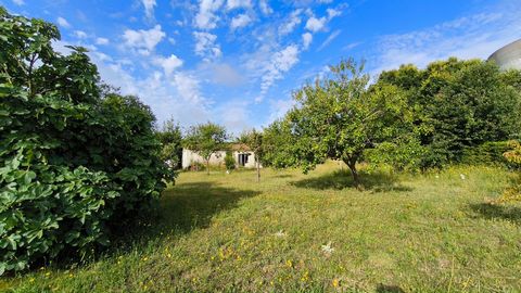 Très beau terrain de 1490m² constructibles sur St Jean d'Angely