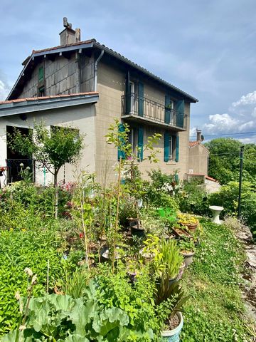 Maison de village avec logement indépendant