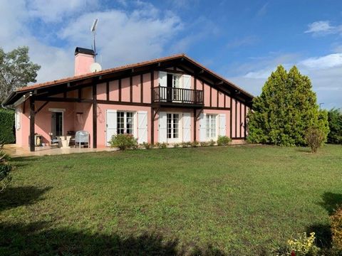 Belle Landaise traditionnelle et fonctionnelle.