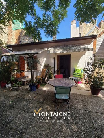Vous rêvez d’un pied-à-terre ou d’un investissement locatif alliant charme, tranquillité et emplacement idéal ? Cette adorable maison individuelle nichée au fond d’une cour saura vous séduire ! Située à deux pas des places Saint-Michel et de la Répub...