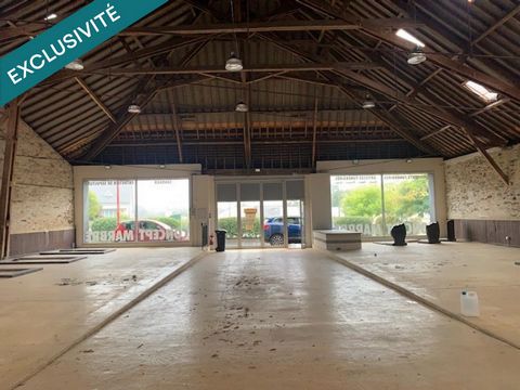 CANDE CENTRE LOCAL COMMERCIAL 800 M2 (Commerce et stockage)