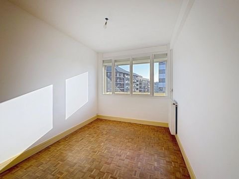 photo no. 10
