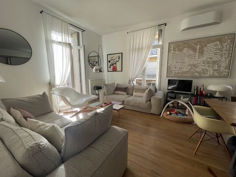 MAGNIFIQUE APPARTEMENT HAUSSMANIEN