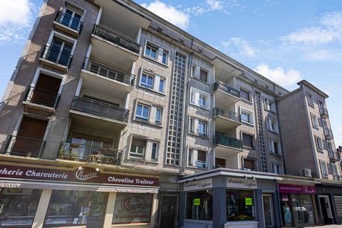 Come and discover Charleville Mézières and its many assets in our apartment located in a Residence in the City Center, close to the Station, the Place Ducale, and the Pedestrian Streets. The home has all the comforts to offer you a magnificent stay. ...
