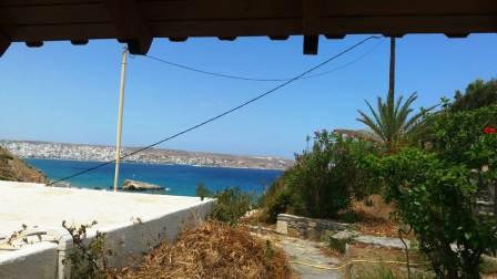 Karavopetra, Sitia, East Crete: Small house with garden just 120meters from the sea. The house is 32m2 on a plot of 170m2. It consists of a living room with fire place, a kitchen, one bedroom and a bathroom. There is a large balcony at the rear side ...