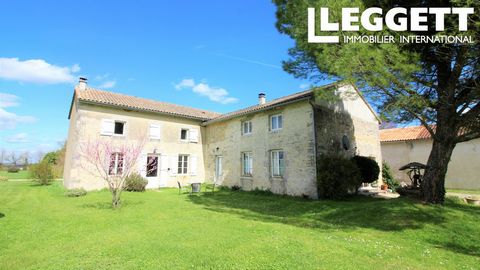A19407TRE16 - Well presented 6 bedroom house, including guest accommodation. Landscaped parkland garden with countryside views and open(120m2) garage / hangar. It is ideally situated only 4 km from the popular market town of Ruffec, with its local am...
