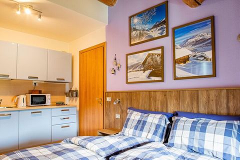 The Baita is located in the San Rocco district, just 30 m from the Amerikan ski elevator and 150 m from the Carousel 3000 gondola. The apartment is ideal for winter sports and nature lovers. In the immediate vicinity you will find bars, supermarkets,...