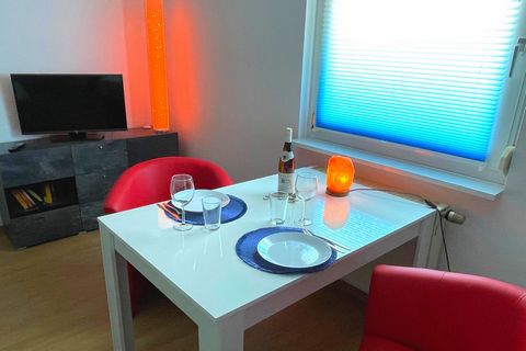 The apartment is conveniently located in Pesterwitz in a quiet residential area with single-family houses, just a few meters from the city limits of Dresden. 400 meters away (about a 5-minute walk) you will find all the shops for daily needs in the c...