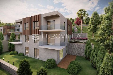 In Jelsa on Hvar, on a land area of 7,000 m2, a settlement is being built with 12 luxury urban villas for individual sale and 2 buildings with 12 apartments. The settlement is 250 m from the sea and the town center. Building A with 6 apartments will ...