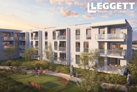 A08191 - The ONLY new build construction at the brand new port at La Tremblade on the SW coast. Leggett are very proud to offer you 10 apartments in this new development, currently for sale off plan with a construction achievement date of Q2 2023. A ...