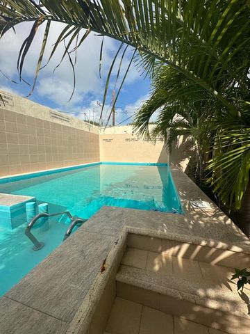 OPORTUNIDAD DE INVERSION EN PROGRESO YUCATAN!!! VENTA de Hotel a 120 metros de la playa de Progreso Yucatan,  2 minutos de la Playa de Progreso caminando, este hotel tiene una ubicacion geografica privilegiada, la costa de Yucatan tiene la mas alta p...