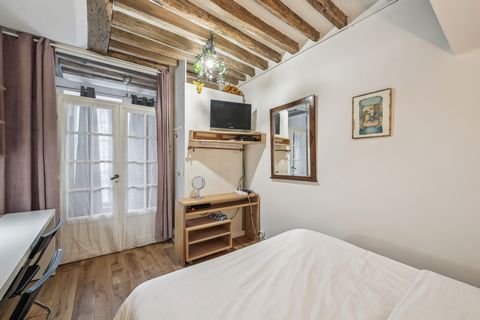 Welcome to a spacious 2-bedroom, 2-bathroom apartment nestled on second floor in rue Saint Sauveur, 2nd arrondissement. This cozy flat offers a perfect blend of comfort and functionality, boasting a fully equipped interior to cater to your every need...