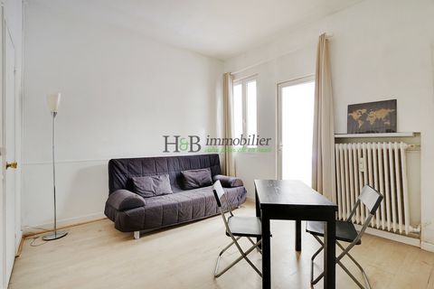 It is in the heart of the 6th arrondissement, a stone's throw from the famous Luxembourg Gardens, rue d'ASSAS, that the H&B Real Estate Group is pleased to present this 18m2 studio with TERRACE (currently under renovation, already voted, already paid...