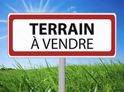 Terrain constructible hors lotissement En Secteur de Douchy les Mines secteur calme proche de toutes commodités et axe Autoroutier Surface de 2048m2 constructible sur 600m2 Façade de 19m Terrain borner Non viabilisé Certificat d’urbanisme et étude de...