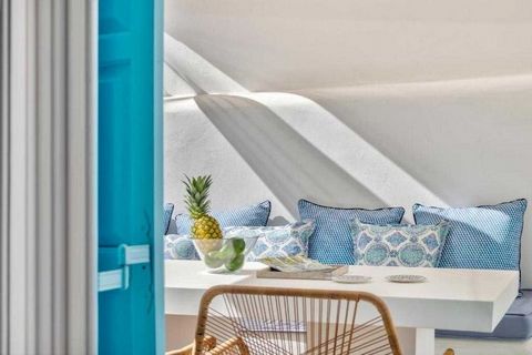 Checkmyguest invites you to experience the ultimate in luxury at our dream flat in Mykonos. Offering breathtaking panoramic views, this stylish accommodation is equipped with everything you need for a memorable stay. The terrace provides the perfect ...