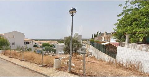 Plot of land with 379m2 for construction of a house Quiet urbanization Excellent access Water Electricity Sanitation Natural gas Lighting If you are looking for a place with these characteristics to build your house, do not hesitate and contact us Pl...