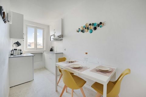 Checkmyguest bietet Ihnen ein wunderschönes 27 m² großes Apartment mit einem gemütlichen Schlafzimmer in idealer Lage im lebhaften Necker-Viertel des 15. Pariser Arrondissements. Nutzen Sie die unmittelbare Nähe des Eiffelturms für unvergessliche Spa...