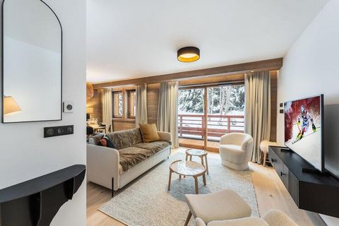 MEGEVE - Mont d'Arbois Appartement 3 pièces de 71m² situé à 5 minutes à pied du Mont d’Arbois et du départ des pistes. Proche d'un arrêt navette desservant le centre de Megève. L'appartement peut accueillir 4 personnes grâce à 2 chambres doubles. Sa ...