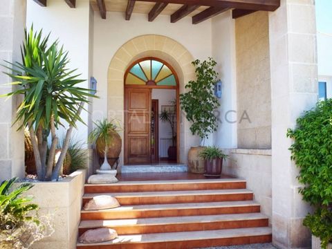 Villa with pool and tourist license located in Sa Caleta. It has four bedrooms -one of them with a dressing room-, two bathrooms, a toilet, a large kitchen with a fireplace, a spacious living room, a conservatory ideal for winter meals, terraces, a l...