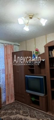 1697978 Продается комната в 2-х комнатной квартире S=44,8 кв.м на 3 этаже c выделенной комнатой 15 кв. м с балконом (2,6 м). Компания предоставляет гарантию юридической чистоты и безопасной сделки. Информация о квартире: Состояние комнаты, кухни и ме...