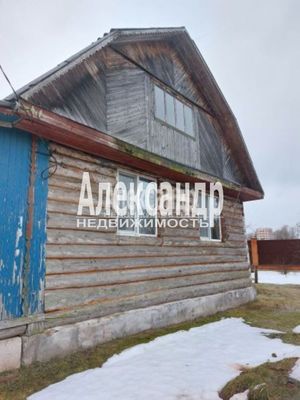 1701384 Продам жилой дом с участком по адресу: Ленинградская обл , Киришский р-н , п Пчевжа. Площадь дома составляет: 54,5 кв.м., площадь участка составляет: 16 соток. Категория земель: земли населенных пунктов. Вид использования участка по классифик...