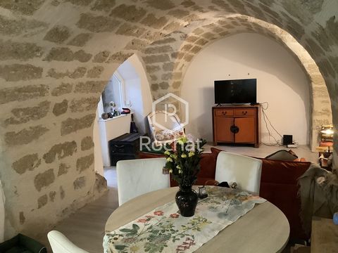 10-YEAR FREE FORWARD SALE APARTMENT ON THE GROUND FLOOR ST QUENTIN LA POTERIE near UZES Bouquet = 76.875 € Monthly payments over 10 years = €500 Market value of the property = 136.875 € Registration fee = 11.000 € for information purposes only In the...