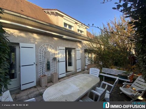 Fiche N°Id-LGB168645 : Cahors, Maison d'environ 139 m2 comprenant 5 piece(s) dont 4 chambre(s) + Jardin de 900 m2 - Construction 1974 Parpaing - Equipements annexes : jardin - cour - terrasse - balcon - garage - parking - double vitrage - combles - c...